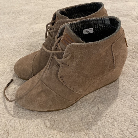 TOMS wedge booties size 6.5 - Picture 5 of 6